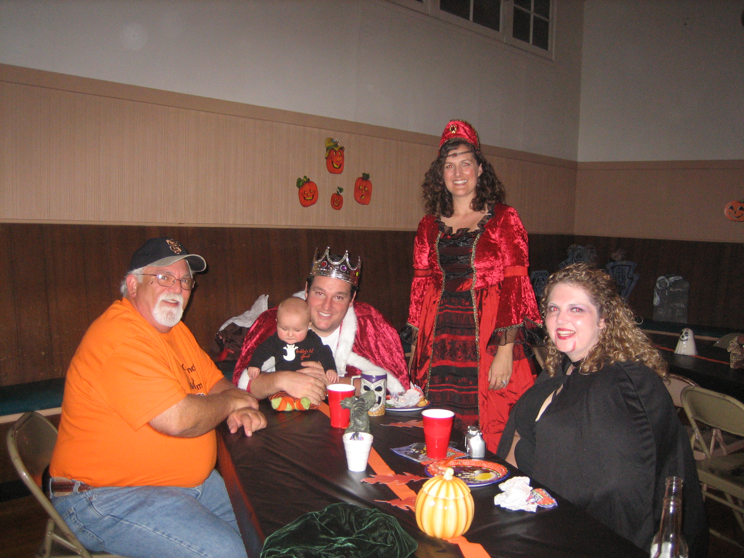20071026_EAGLES HALLOWEEN PARTY_07